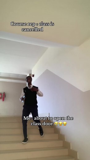 Class better hold oo 😭😂😂 #thtkidtomi #unilife #class #redeemersuniversity #shouting