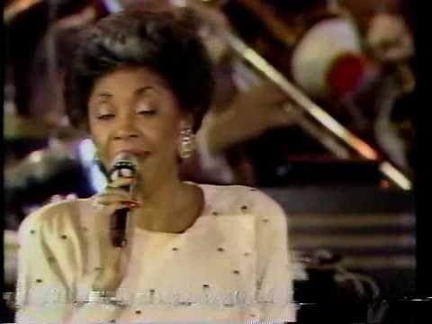 Nancy Wilson - The Folks Who Live on the Hill