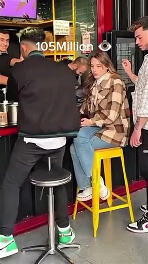 Reverse Broken Chair Prank 😱 Viral Twist / broken chair prank reverse video #funny #prank