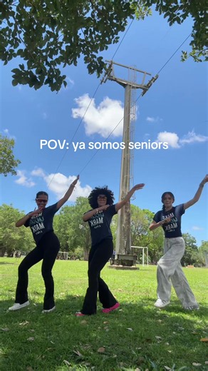 Después de tanto esperar, oficialmente ya somos seniors. ✨🌊🌺🩵#class2027 #Aliinai2k27 #paratiiiiiiiiiiiiiiiiiiiiiiiiiiiiiii #pr