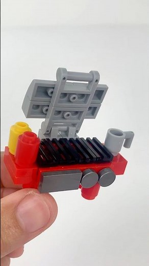 Building a simple mini Lego BBQ Grill