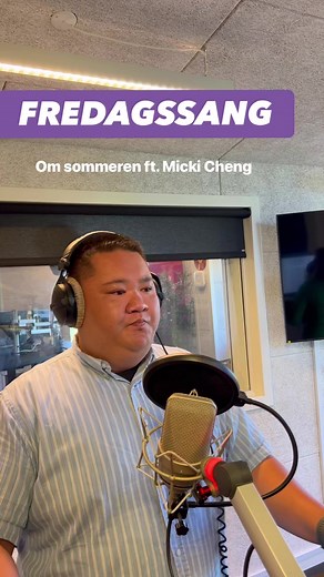 ☀️Sommeren er endelig landet☀️Vi byder den velkommen sammen med den søde Micki Cheng, tak fordi du vil hjælpe os med fredagssangen🫶🏼#skala #skalafm #radio #sjov #fredagssang #vbm #verdensbedstemorgen #sommer #sol | Verdens Bedste Morgen - Skala FM