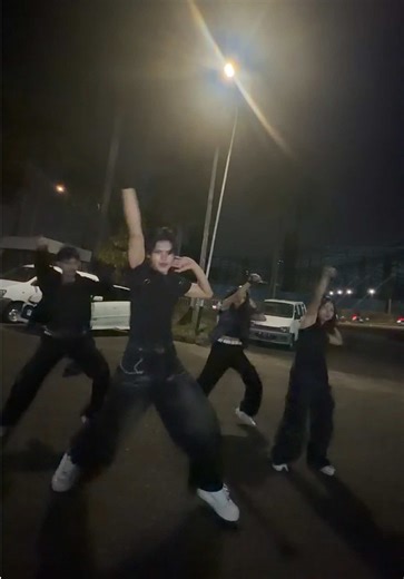 Omg so handsome #inflow