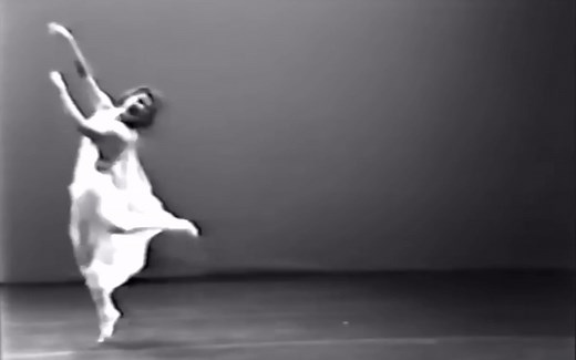 Dancing by Isadora Duncan 1