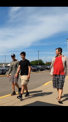 Walking Farts!!! 🚶‍♂️💨 Funny Fart Prank! 🤣 #fartprank #farting #fart #reelsvideo #prank #pranks #funny #funnyvideo #funnyreelsvideo | Superstupidpoop Pranks