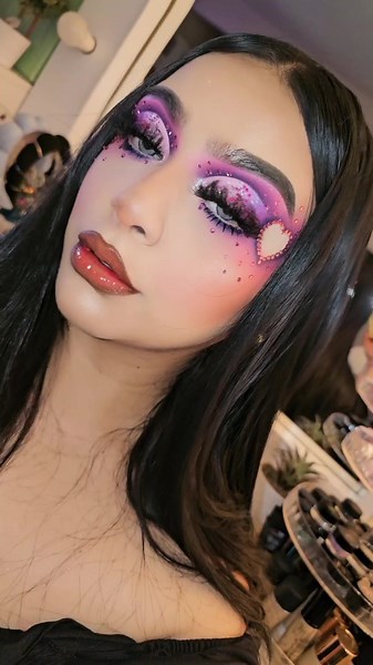 Romantic Valentine's Day Makeup Tutorial by Anggie Flores