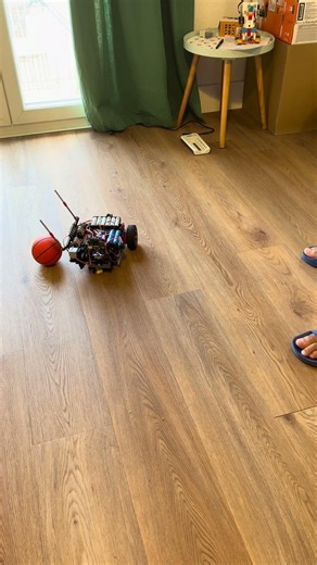 Pick and a place robot car with LEGO and Arduino #lego #arduino #viral #robotics #engineering