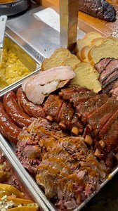 #estoesbbq #arre #bbq #barbecue #dinner #texas #arlington #sausage #pulledpork #porkribs #brisket 🔥🔥 | Arturo Espinosa