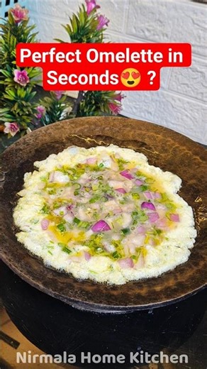 Quick & Fluffy Omelette ASMR | 2 Minutes Omelette😋! #shorts #trending #viral #youtubeshorts