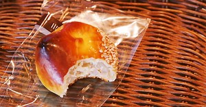 Watch: This Korean Bakery’s Pastries Are Insanely Fluffy