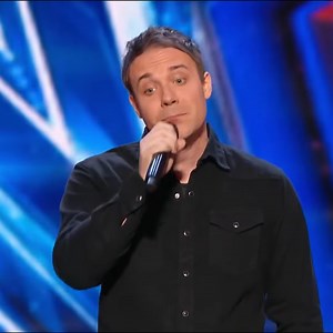 Impressionist sounds exactly like Simon Cowell | Celebrity Scoop