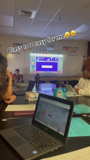 Funny and Crazy Questions Asked in School Kahoot Game