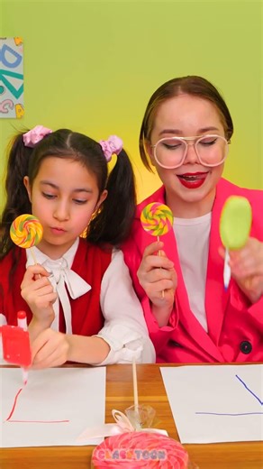 👅 LICK & DRAW challenge! Teacher vs Student! Who WINS? 🎨🏆 #Shorts #Kids