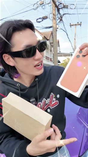 ขอบคุณของขวัญจากพี่แบงค์วัยรุ่นสกรีนด้วยนะครับ !!!!! #ป๋าบอล #เสื้อป๋าบอล #วัยรุ่นสกรีน