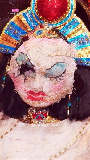 She GAGGED with her Mummy look. #dragrace