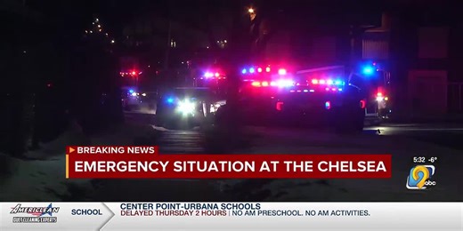 Cedar Rapids police remain on scene of active situation