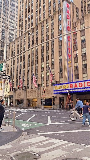 2K views · 48 reactions | New York Vibes #newyork #manhattan #travelnyc #nyclife #usa #secretnyc #nycguide #thingstodoinnyc #bestspotsinnyc | Snezhana Shulim | Facebook