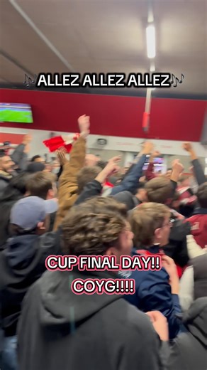 ALLEZ ALLEZ ALLEZ CHANT AT THE EMIRATES WITH LYRICS!! ITS CUP FINAL DAY GOONERS!!!