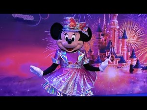 We Meet Minnie Mouse in her 30th Anniversary Costume at Disneyland Paris (Media Event)