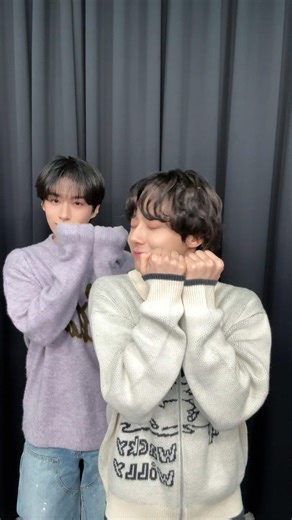 투문과 아웅다웅 〰️ #원어스 #ONEUS #환웅 #HWANWOONG #시온 #XION #아웅다웅