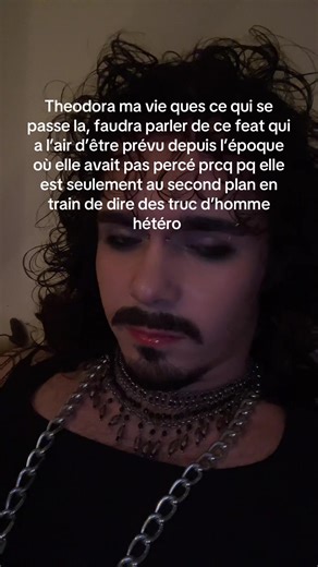Analyse du feat entre Theodora et ses artistes