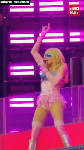 Madonna’s Surprise Concert in Times Square NYC! 😱🎤