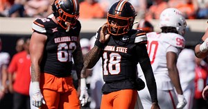Sam Jackson V, Doug Meacham break down the Oklahoma State quarterback’s play against Houston