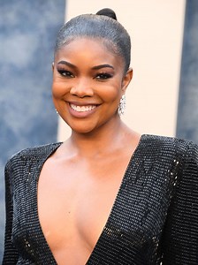 At 50, Gabrielle Union Shows Off Toned Abs and Glutes in New Bikini Video