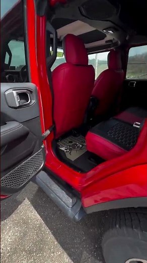 2019+ Jeep Wrangler JL Custom Camouflage Floor Mat Liners