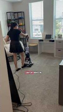 Carpet cleaning and complaining! Two of my favorite things 🥰🧼 #cleaning #cleantok #cleanwithme