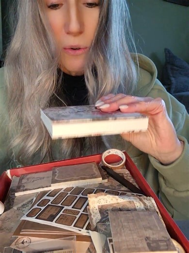 Stunning Vintage Style Papers for Crafting and Scrapbooking