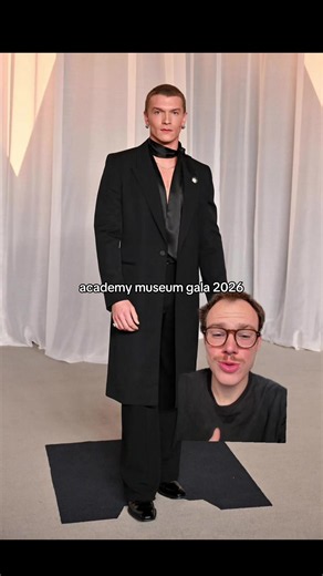 taylor jsp ce qu’il se passe récemment mais à chaque fois c’est du slay #academymuseumgala #connorstorrie #taylorswift #sabrinacarpenter #rose