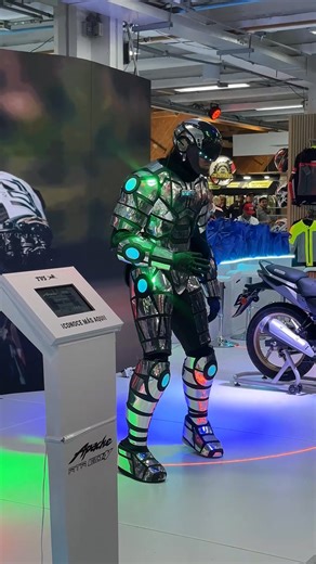 🤖 ¡El futuro llegó con TVS Robot! 🚀 Tecnología que sorprende 🔥#viral #moto #tecnologia #tendencia | PubliMotos