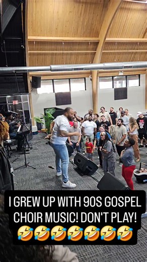 I know they be thinking what in the world is pastor doing when I do this spontaneous stuff on Sundays but I grew up with Gospel choirs in the 90s dont play! Lol | Marcus Rogers