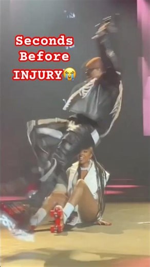 Top Pop Stars 🎸 Live Concert 🎫 Epic Fall !! Funny Moments 🤣 #funnymoments #hilariousfails #funny