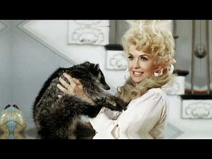 Donna Douglas Topless Photos Shock the Internet – Fans Can’t Believe It!