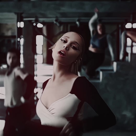 Ariana Grande's Iconic Fashion Moments