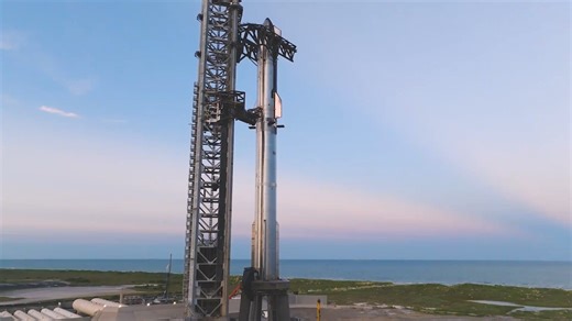 SpaceX“星际工厂”亮相：目标每年生产 1000 艘飞船