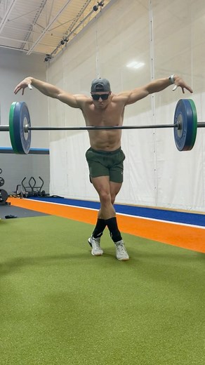 Denis Vasques-Samsonov | Tell me you’re extra without telling me you’re extra: 🩳: @thewodlife 🕶: @beastgoodr #thefitwiz #thefitwizmethod #tfw #fit #fitness... | Instagram