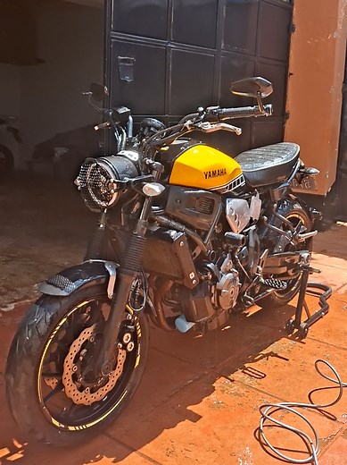 2018 Yamaha XSR 700 ✔️698cc MT07 CP2 engine ✔️34K KMs only ✔️Fully stock ✔️Full system Akrapovic twin exhaust Asking 600K 📌Nairobi #xsr700 #yamaha #creatorsearchinsight #fyp #GustavoRides