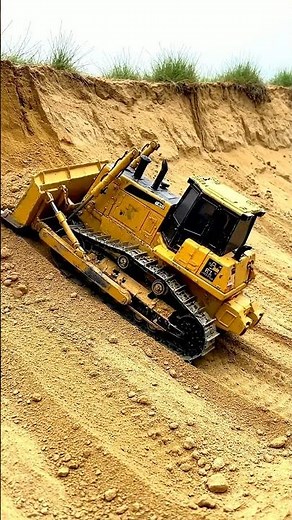 RC Bulldozer Dominates Sandy Dunes! 🚜💨 Epic Earthmoving Action!