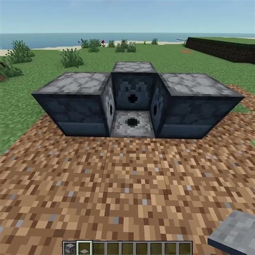 Minecraft Automatic Armor Equipper ⚙️ #minecraft #minecraftbutbees #gaming