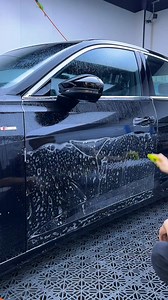 When shop owners calculate losses, the first thoughts are usually: How much labor did we waste? How much material was lost? How much time did it take? But the most expensive cost never shows up on the invoice. When a car comes back due to a PPF issue, the client might say, “It’s okay.” But quietly, they start re-evaluating your shop. They begin to wonder: Would I come back here next time? Would I still recommend this shop to a friend? Once trust cracks, it doesn’t get fixed like paint with a pol