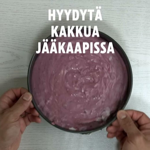Mustikkajuustokakku