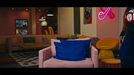 Add Hope impacts the lives of many children, feeding more than just tummies. Your R2 donations help feed creativity, learning & the potential to flourish, making Mzansi’s future brighter!✨ #AddHope #NeverDoubtOurHope | KFC