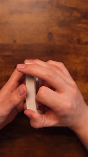 Learn this easy card flourish! 😮 | Danielhuckins52