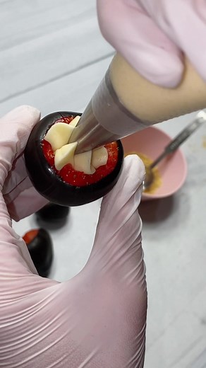 Delicious Strawberry Cheesecake Bites Recipe