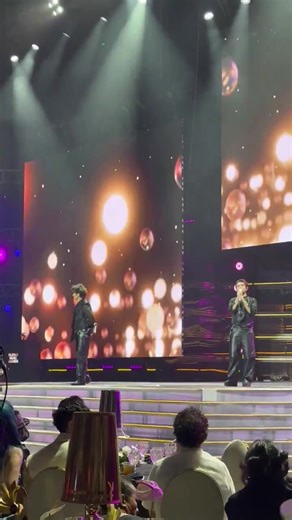 RELAPSE NA BA LAHAT? 💔 WATCH: Cup of Joe performs their chart-topping hit “Multo” on the Filipino Music Awards stage. | via Hannah Mallorca, INQUIRER.net | INQUIRER.net
