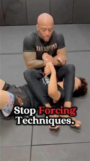 Stop Forcing Techniques | #bjj #jiujitsu #traincertified #bjjconcepts