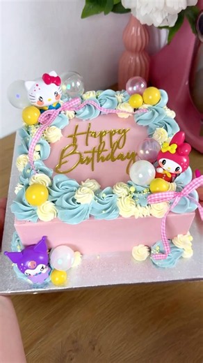 How to make a square cake with buttercream ➡️ www.frostform.com